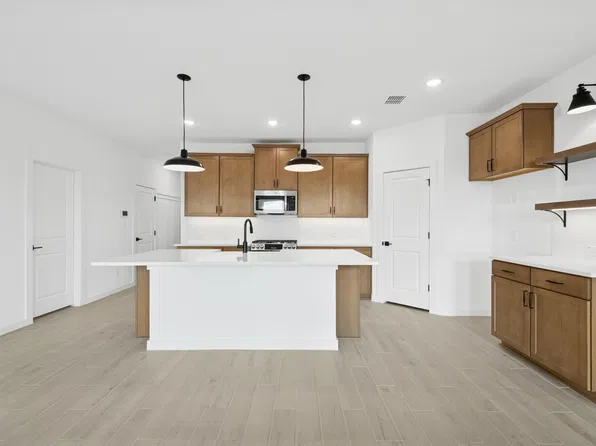 243 Ice Shore Trl, Dayton, TX 77535