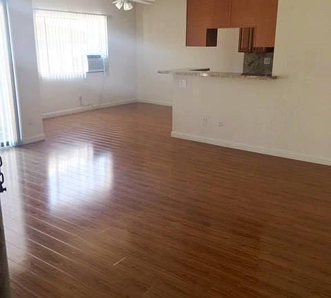 3rd image of 3609 Keystone Ave #8