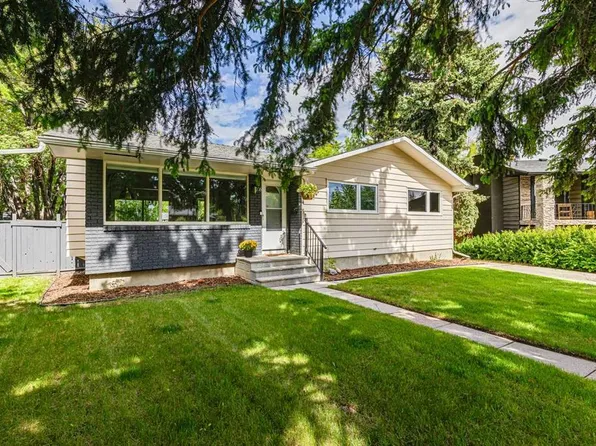 116 SE Gloucester Cres SW, Calgary, AB T3E 4V2
