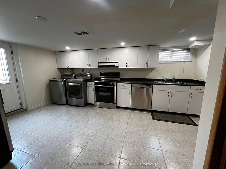 126 Rangoon Rd #BASEMENT — Photo 20