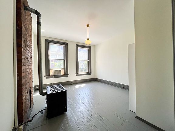 4th image of 1313-1315 Main St #5