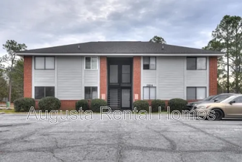 2816C Thomas Ln Photo 1