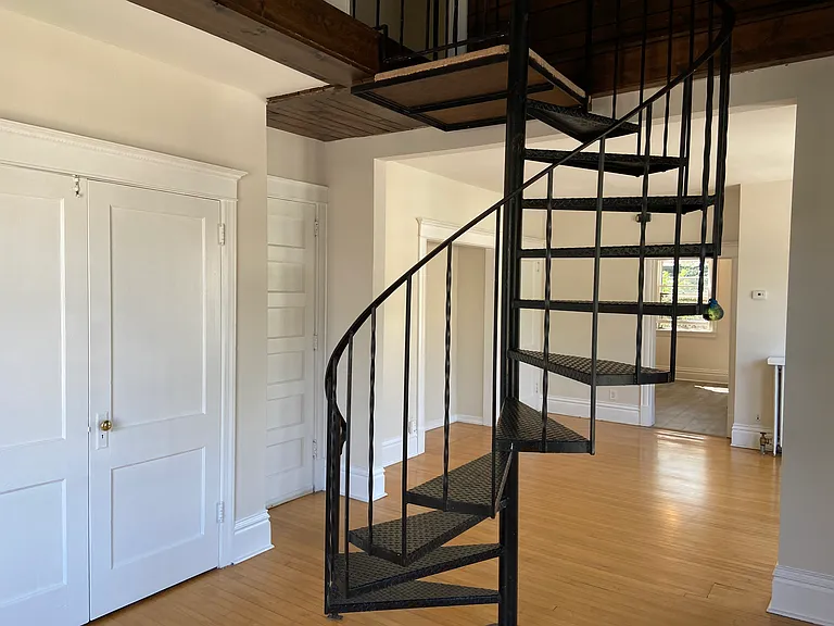2400 Fremont Ave S #2 — Photo 5