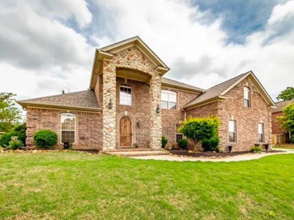 1916 Oakbrook Dr, Sherwood, AR 72120