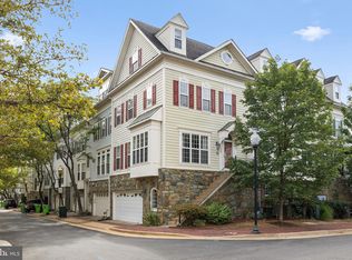 5068 Minda Ct, Alexandria, VA 22304