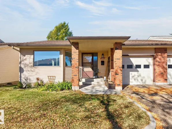 10860 11th Ave NW, Edmonton, AB T6J 6H8