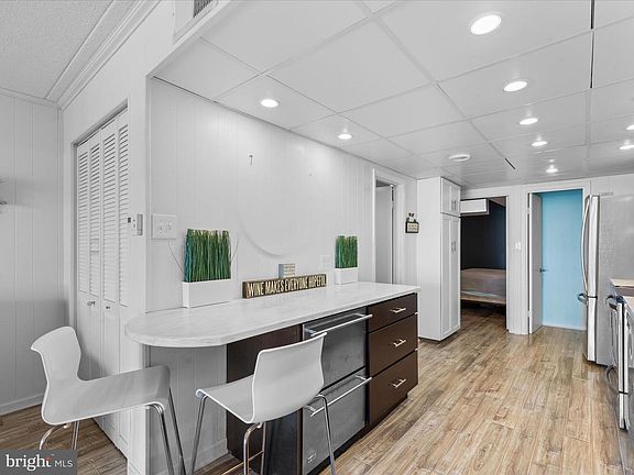 2nd image of 9 130th St Unit 106