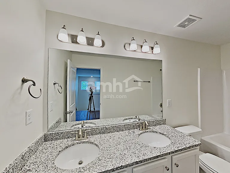 1110 Merlot Ct — Photo 15