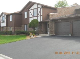 9749 Creek Rd #B1, Palos Park, IL 60464