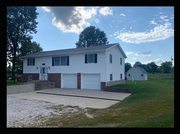 33217 Us Highway 63, Macon, MO 63552