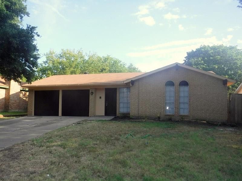 1st image of 1706 Waggoner Dr