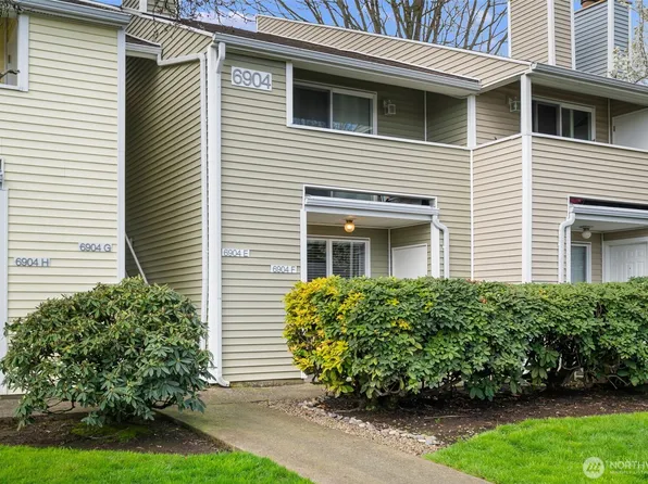 6904 NE 43rd Street #F, Vancouver, WA 98661