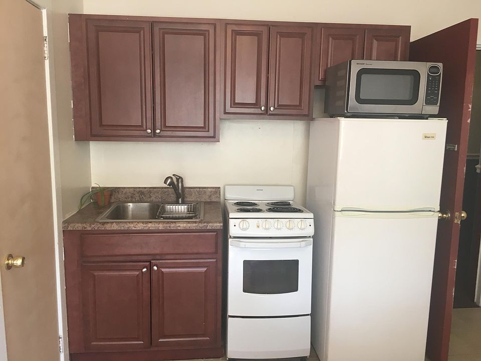 1st image of 31 Wing Ave