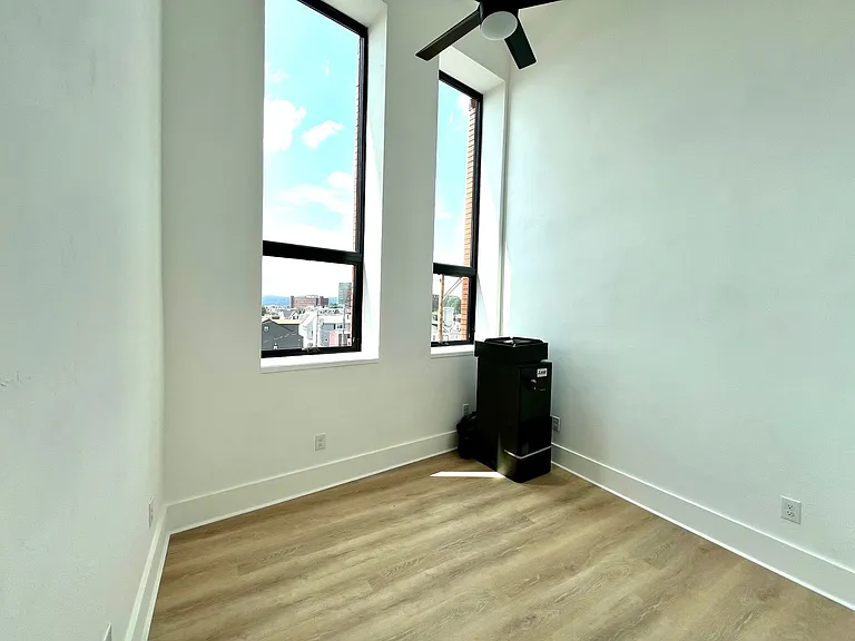 251 Pearl St #307 — Photo 16