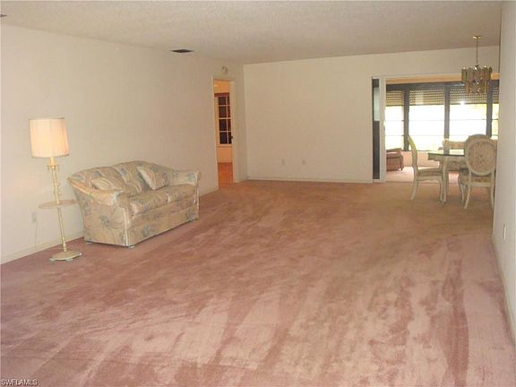 2nd image of 1256 S Brandywine Cir