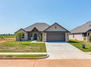 621 Trails End Dr, Shawnee, OK 74804