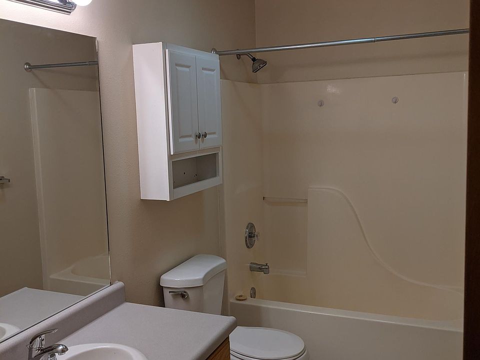 1st image of 216 Quinella St APT B