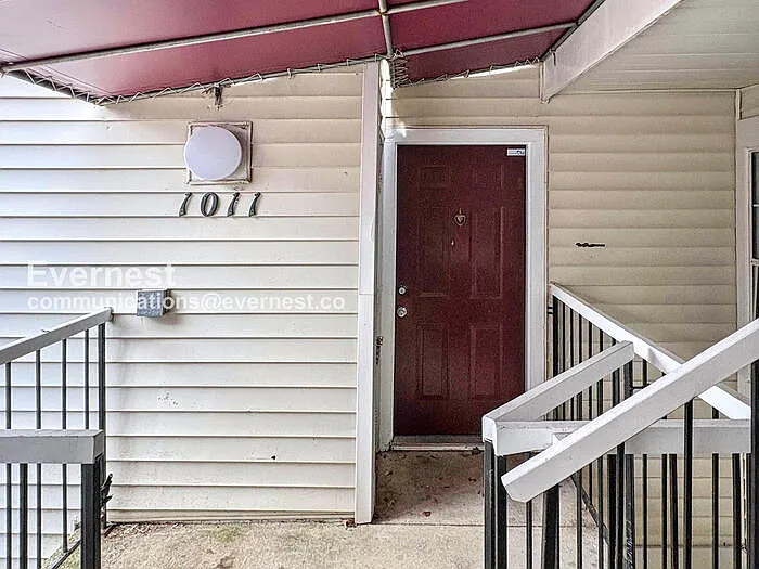 1011 Fallcrest Ct #202 — Photo 3