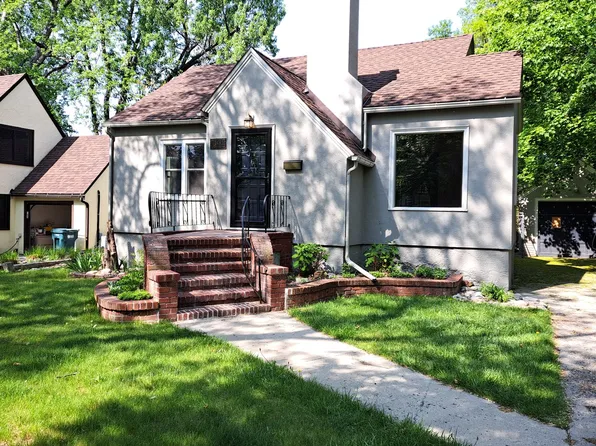 2416 Pine St, Billings, MT 59101