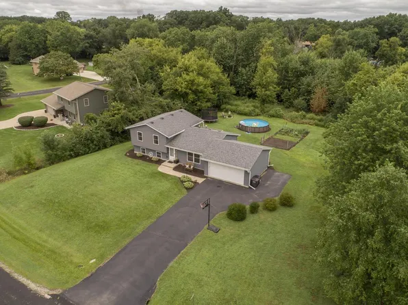 25410 Windsong COURT, Waterford, WI 53185