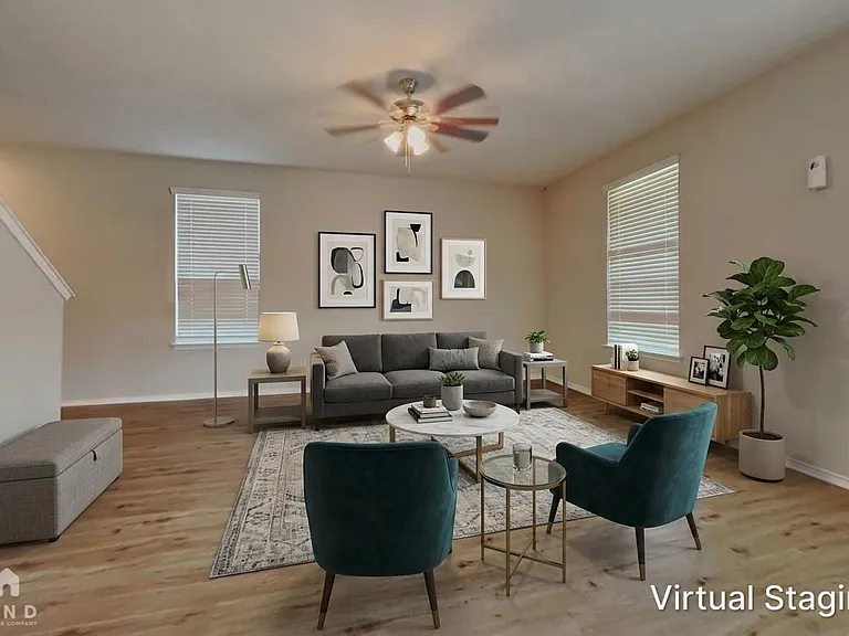 10327 Dunlap — Photo 2