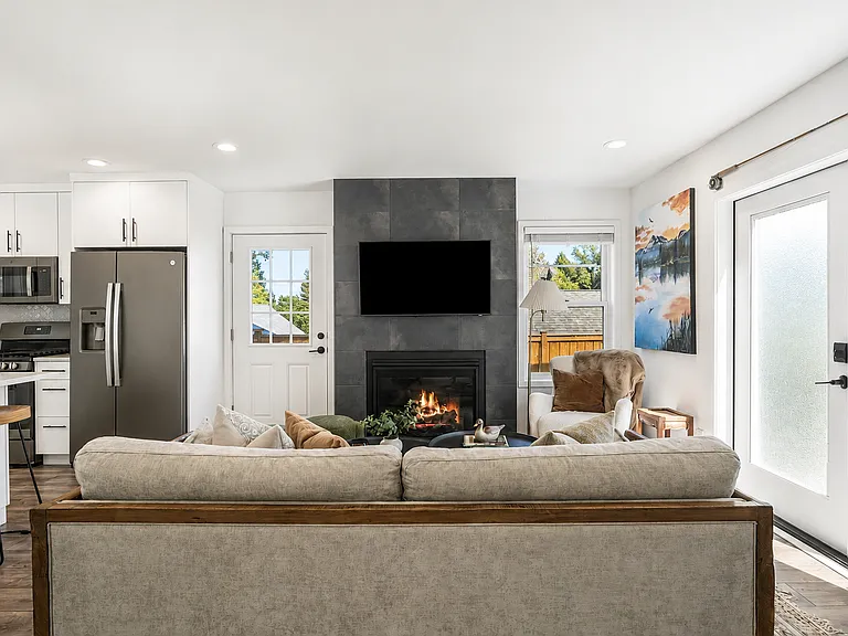 506 NW 14th St #2 — Photo 3