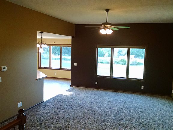4th image of 317 Cedar Trl