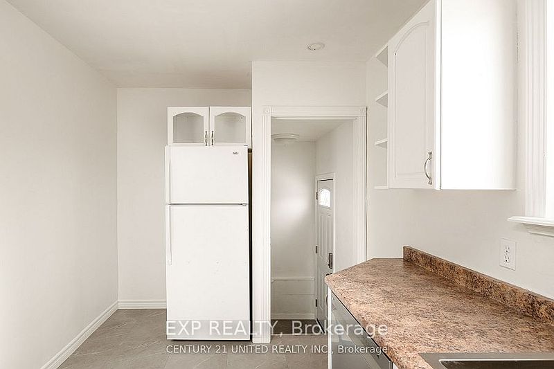Peterborough House for rent - 5 Bedrooms — photo 6