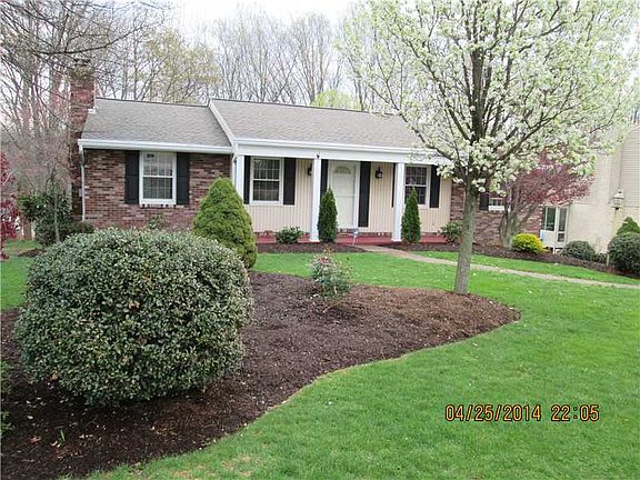 4th image of 2136 Berkshire Dr