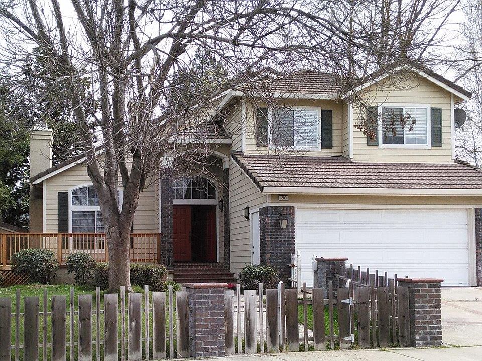 1st image of 203 Kern Creek Way