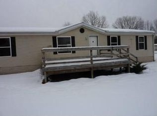 5671 Cherokee Bend Dr, Howell, MI 48843