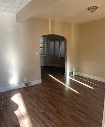 5th image of 1812 Walnut Ave