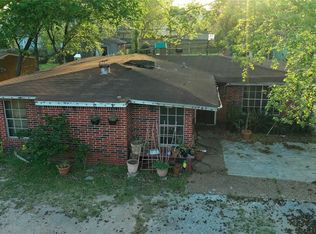 3909 Ella Blvd, Houston, TX 77018