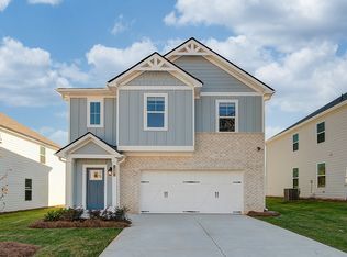 13 Camellia Dr, Fairburn, GA 30213