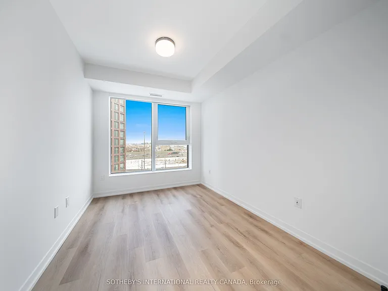 5 York Rd #1711 — Photo 15