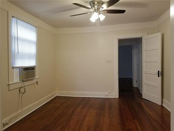 3rd image of 7328 Hickory St