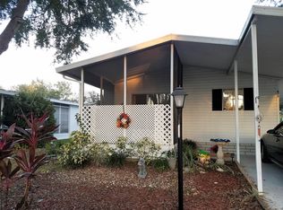 413 Klickety Klak Ln, Valrico, FL 33594