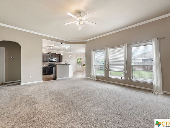 4th image of 405 Wyndcrest Dr
