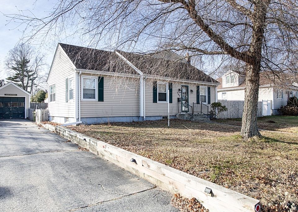 1st image of 162 Wilbur Ave