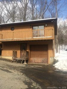 36 Honey Ln, Sandy Hook, CT, 06482