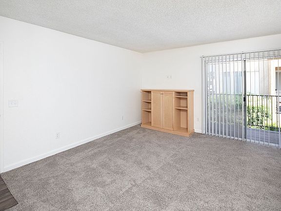 5th image of 720 E Mission Ave APT 18