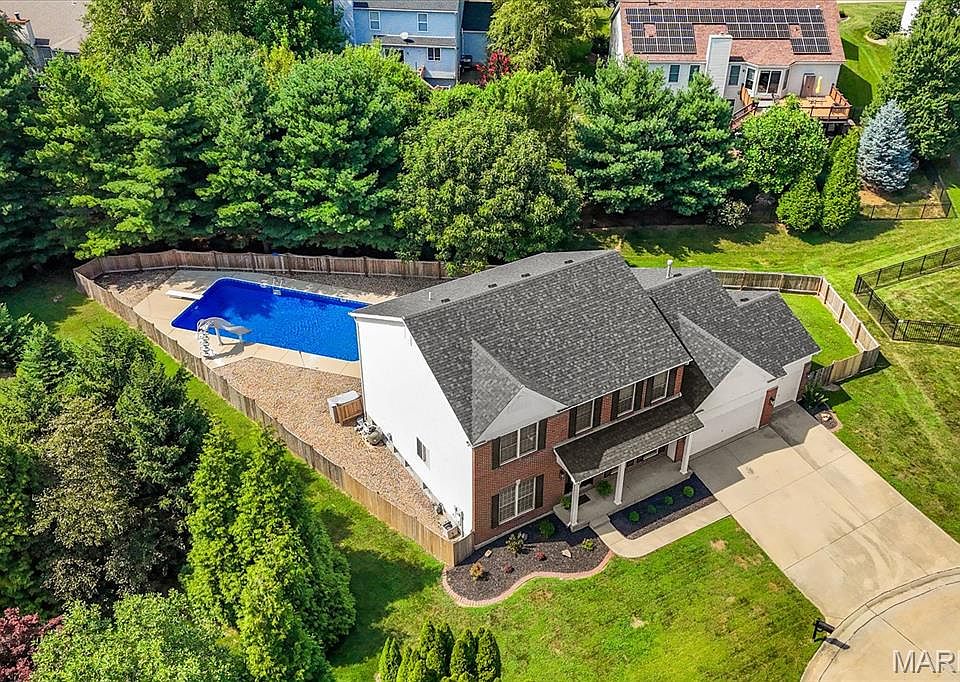 1st image of 869 Ashley Cove Ct