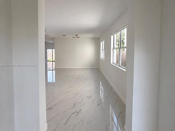 2nd image of 1409 SE 26th Ter #0