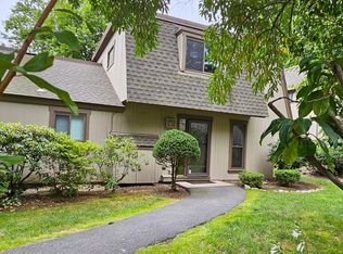 54 Crocus Ln, Farmington, CT 06032