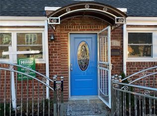 1516 McDonald St, Bronx, NY 10461