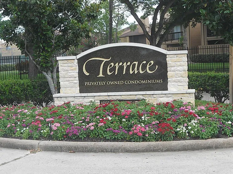10555 Turtlewood Ct #2003 — Photo 6