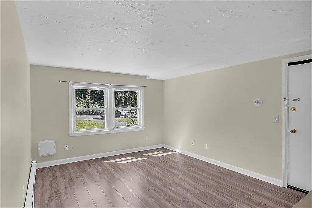 2 bed, 603 sqft, $2,000 — Photo 4