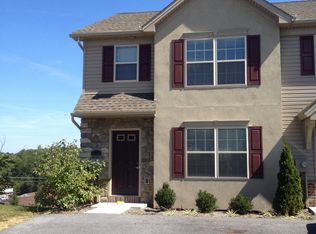 113 High Pointe Dr, Spring Grove, PA 17362