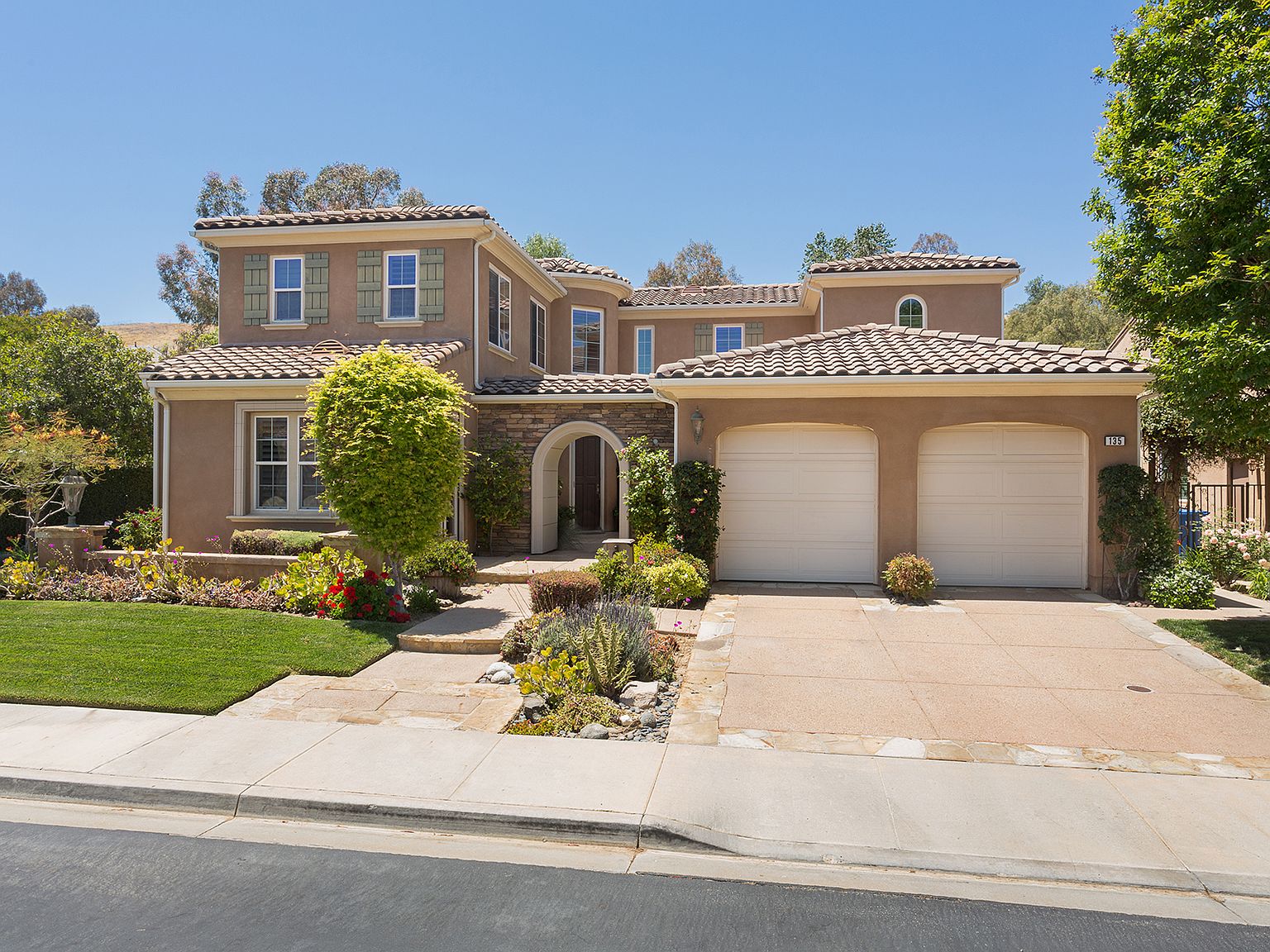 135 Laurel Ridge Dr, Simi Valley, CA 93065 | Zillow