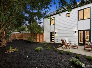 3622 48th Ave SW, Seattle, WA 98116